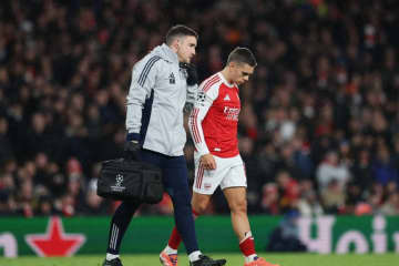 負傷交代のトロサールはチェルシー戦も出場？　アーセナル指揮官「可能性はある」