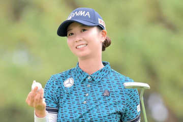 「やだ、可愛い」　女子ゴルフ中継に映った完璧イーグルの反応に喝采　満面笑みで「やったー！」