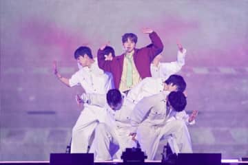 NCT・ジョンウ、入隊前最後の単独ファンミが全席完売の大盛況！“黄金の時間”をファンと共有