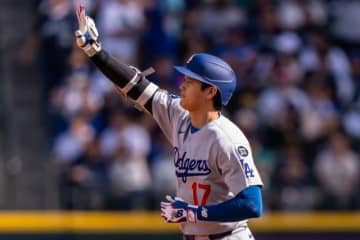 再脚光！ 大谷翔平の55号がMLB公式の“25年トッププレー100傑”入り「歴史を塗り替え続ける」「ショータイムだ」