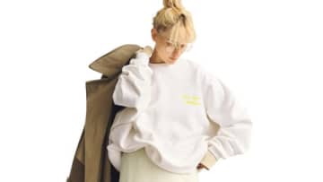 【明日なに着る？】まっ白よりも使いやすい「ほんのりベージュの白スカート」