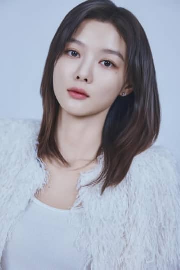 『親愛なるX』キム・ユジョン、天才子役が「応援されない悪女」になった理由【インタビュー】