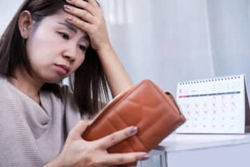 25歳派遣社員・手取り月額18万円、年金保険料の支払いが厳しいです。「免除」にすることはできますか？ 条件は厳しいですか？