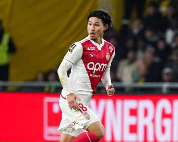 南野拓実が王者パリSG相手に先制ゴール！鮮やかな一撃で公式戦２戦連発！