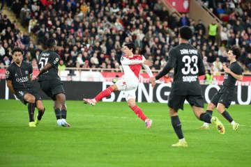 南野拓実が決勝弾！　モナコが首位PSGを撃破！…終盤に退場者を出すもリーグ戦連敗を“3”で止める