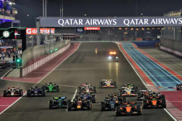 ピアストリが危なげない勝利でノリスとの差を2点縮める。好スタートの角田は5位入賞【レポート／F1カタールGPスプリント】