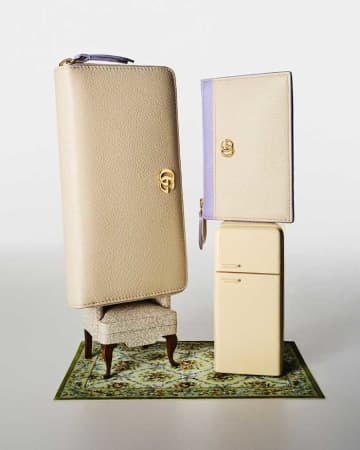GUCCI日本限定スモールレザーグッズ！ラッキーデーにぴったり