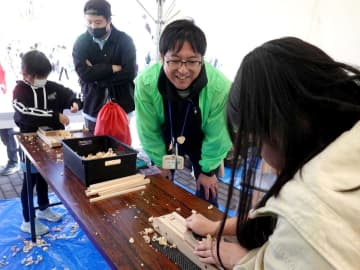 ミニ上棟式やものづくり体験　ひたちなかでグリーンフェス　森林守る意識啓発　茨城