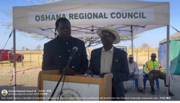 ナミビアのアドルフ・ヒトラー・ウウノナ議員がアドルフ・ウウノナに改名