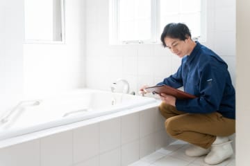 都営住宅で、お風呂の「排水管」がつまった！備え付けの設備なのに「修理費用5万円」は自己負担なの？
