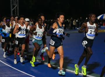 8大会ぶりのシード権へ　日体大勢が1万mで快走　エース・平島龍斗は27分56秒84の日体大新記録を樹立