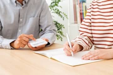 FPが回答！　教育費はどう貯める？保険の見直し方法は？育児期の貯蓄・保険Q&A