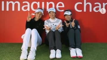 「華プロ、脚なげー」脇元華、堀琴音らとグリーンで“体育座り”ショット 「美人トリオ」「尊い」と反響