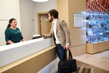 【注意】「予約サイト」でホテルを予約→後日サイト側に“無断でキャンセル”されていた！ ホテル側も「またこのサイトか」とため息…実は“よくあること”？ トラブル回避のポイントとは