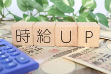 パート先で「時給50円アップ」すると、手取りが「年16万円」減る!? 最低賃金アップで「年収106万円超」になるのですが、扶養を抜けないほうが得でしょうか…？