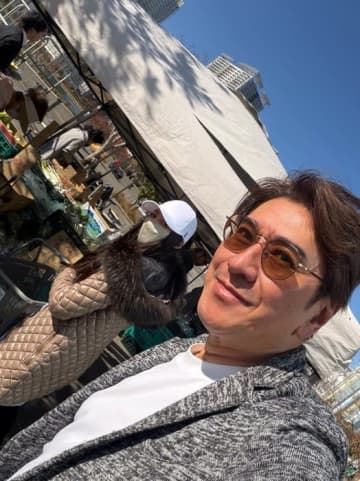 川崎麻世、妻らとセール品を購入するために訪れた場所「100人以上の列が」