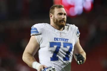 復帰を目指していたCフランク・ラグナウ、身体検査不合格でライオンズ合流ならず