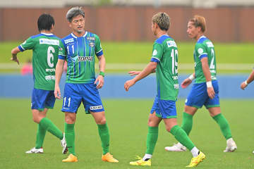 JFL鈴鹿がまさか…V市原との入れ替え戦に敗れて地域リーグ降格　58歳FWカズは途中出場