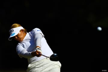 鈴木愛が岩井千怜とのプレーオフ制す 今季最終戦で9年ぶり国内メジャー3勝目