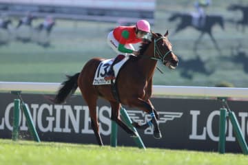 【東京4R】ファムクラジューズが３馬身半差完勝…断然人気アイムインは2着