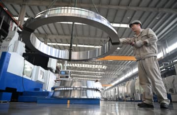 中国製造業PMI、11月は49.2に上昇