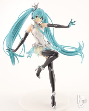 グッスマ新プラモデルシリーズ「Reincarnation（リインカーネーション）」で蘇る名造形。第1弾「レーシングミク 2013 Ver. 」を簡単フィニッシュ作例と合わせてご紹介