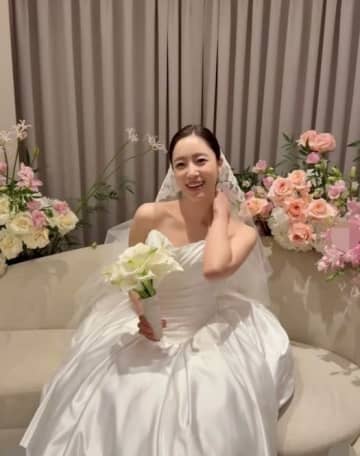 T-ARA ウンジョン、本日結婚！ハ・ジョンウやメンバーも出席…自ら祝歌を歌う姿も（動画あり）