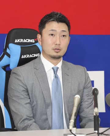 中日9年目の藤嶋、大台到達　1億2千万円で3年契約