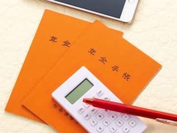 59歳女性。パート年収150万円で、あと5年間だけ厚生年金に加入できたら、どれくらい年金が上がる？