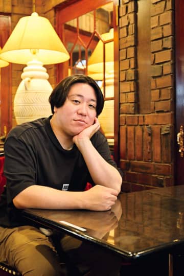 金魚番長・古市勇介は池袋のことなら全て知ってる？「イケフクロウの前、集合な」