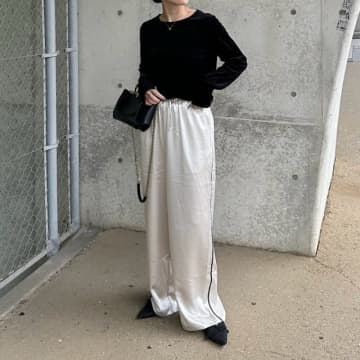 モノトーンコーデ、おしゃれな人は今どう着てる？ 旬の白黒コーデ徹底解説！