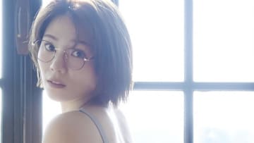 大川成美｜窓辺の揺り椅子と風の匂い