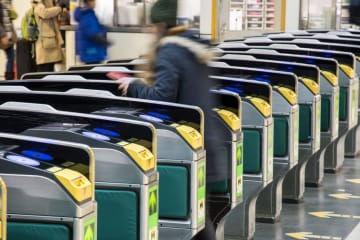 マツコ・デラックス『何で変えるの？』『断トツでダサい』相次ぐ鉄道路線の”愛称変更”に怒り心頭…ネットでも賛同の声殺到「アーバンなんとかは発表当初から本当になんだこりゃと思いました」「カタカナ語がカッコいいと思っている層は一定数いる」「いきなり愛称入れられても定着はしないだろうね」