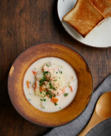 「パンにもご飯にも合う」 朝の一杯！具だくさんスープ朝ごはんレシピ3選