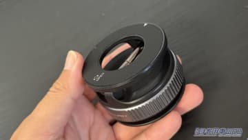 「なんだこれ」「カチカチがクセになる」鬼バズったカーグッズを実際に購入「ガジェット好きにブッ刺さる」「そうやって使うのか」