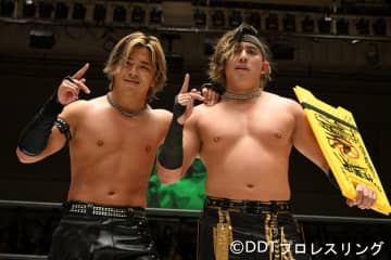 MAO＆KANONが遺恨深き佐々木大輔＆岡谷英樹を下しKO-Dタッグ王座初V！12・21後楽園で政岡純＆ガイア・ホックスが挑戦へ