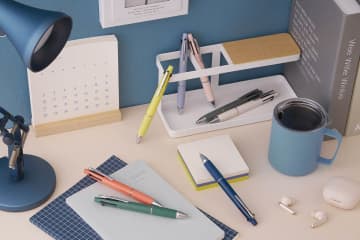 「ジェットストリーム 4&1」に新色9色