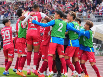 「今はチケットが取れない」クラブ史上初の“偉業”を達成したJ１岡山、ファンが語るクラブの魅力や街の変化「駅やお店など…」