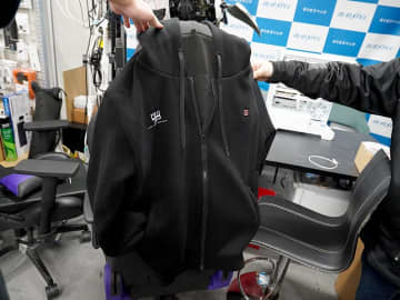 CWTPオリジナルの電熱パーカーがオリオスペックに入荷