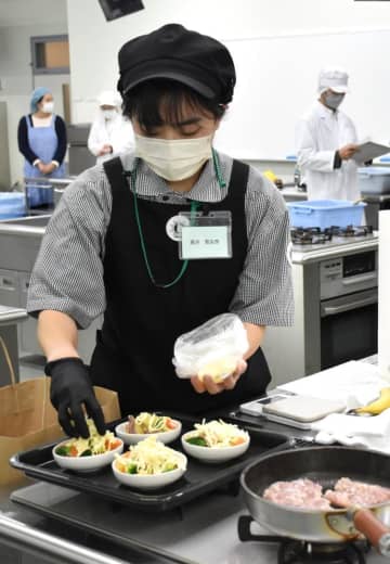 健康メニューコンクール　潮崎さんの定食が最優秀　茨城・日立