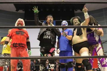 【松江だんだんプロレス】オールマイティ井上が大仁田厚に宣戦布告「1000万円を賭けて電流爆破だ！」