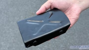 「どうやって使うんだ？」ベストセラー1位、評価2800件超え。コンパクトだから車に積んでおいてもOK、持っておけば安心のカーグッズを紹介