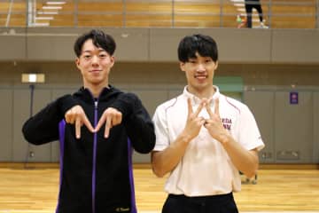 大学最後のリーグ戦で意地を見せつけ合った  キャプテンで司令塔の2人  【全日本インカレ開幕　前田凌吾（早稲田大4年）×近藤蘭丸（明治大4年）対談〔前編〕】