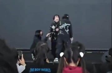 グラス駐日大使、上海歌唱「強制終了」問題に言及　アーティストに贈った曲に込めた意味とは