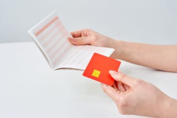 自分が死んだら「すぐお金を引き出せ」という父。「銀行の暗証番号」も教えてもらいましたが、実は違法って本当ですか？ 死後は“口座が凍結される”と聞いたので心配です