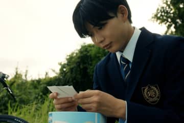 長尾謙杜×山田杏奈、W主演映画『恋に至る病』“切なすぎるラスト4分”の鍵を握る場面写真が解禁