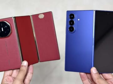 サムスンの「G型」vsファーウェイの「Z型」、三つ折りスマホ競争で「折り方」が重要な理由