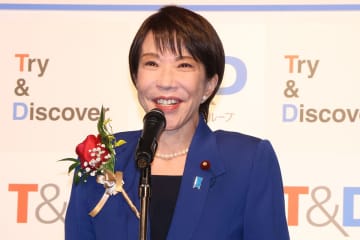 高市早苗首相、「働いて」5回繰り返した理由は「その場の雰囲気」　流行語年間大賞に選ばれ笑顔