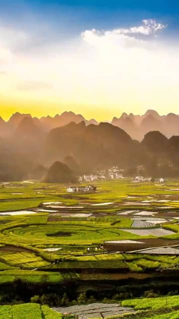 中国貴州省の盤興高速鉄道が開通　沿線に大自然の美広がる