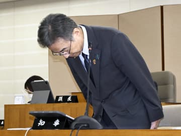 福井県知事、4日に辞職へ　議長宛ての届け3日提出